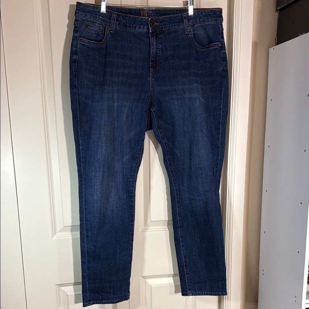 Kut from the Kloth Blue Cropped Ankle Jeans